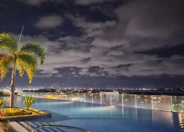 Mactan Newtown Poolside View Near Airport & *
