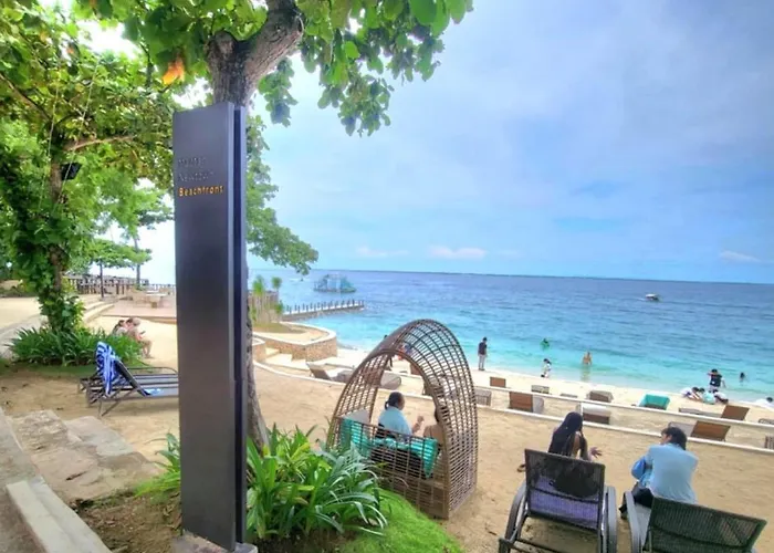 Mactan Newtown Poolside View Near Airport & *