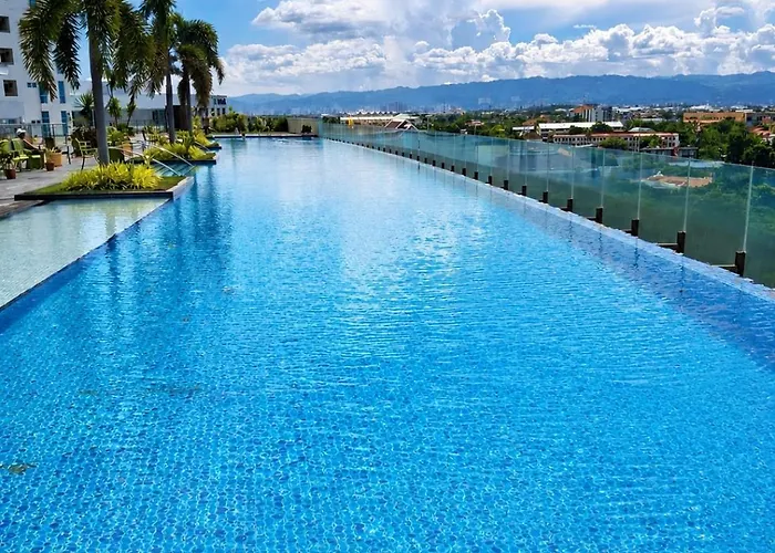 Apartment Mactan Newtown Poolside View Near Airport &