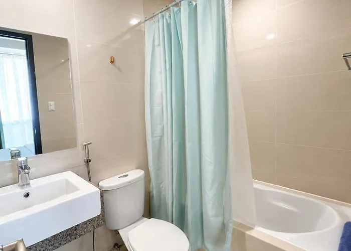 Apartment Mactan Newtown Poolside View Near Airport & *
