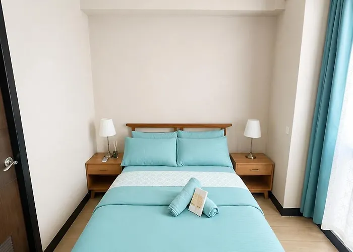 Mactan Newtown Poolside View Near Airport & Apartment *